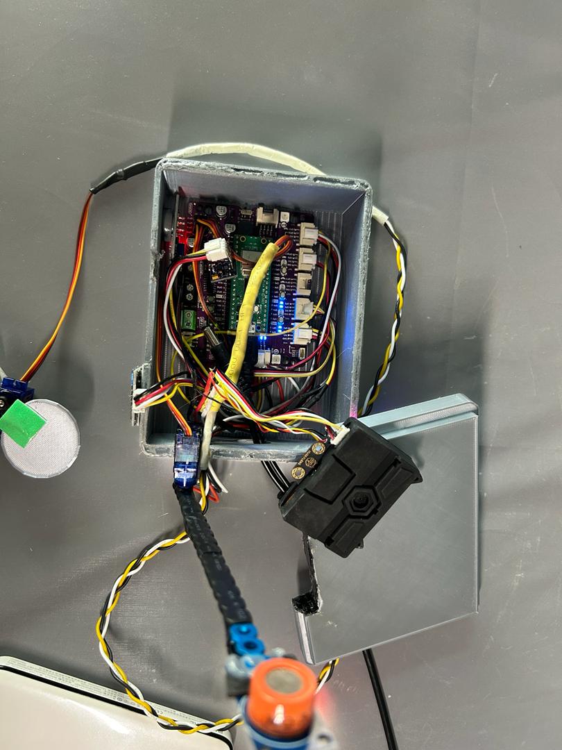 SDAS electronics internals